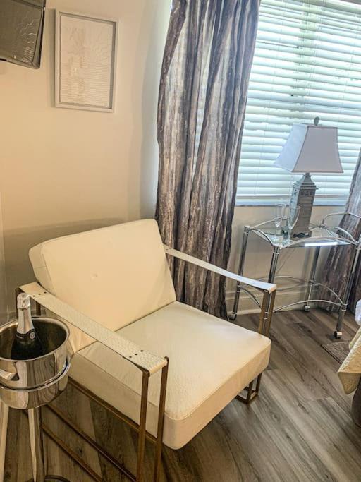 Ambers Jensen Beachhouse With Hot Tub Jensen Beach